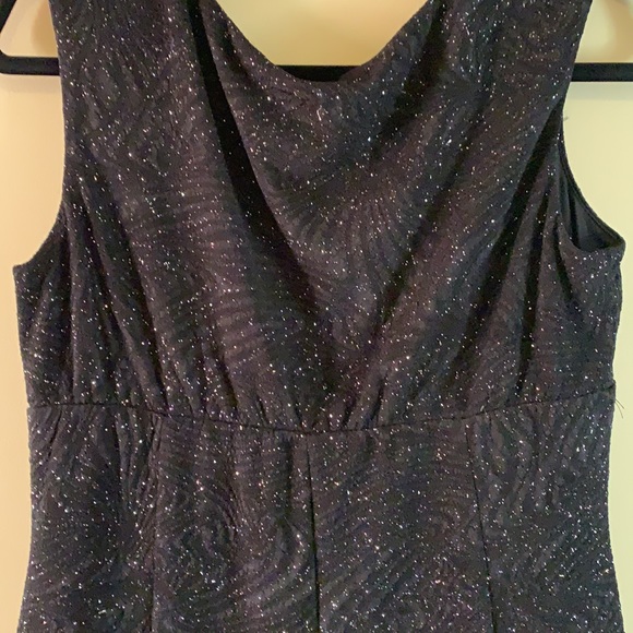 Dress - Picture 7 of 8